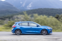 2018_FORD_FOCUS_DRIVE_ST-LINE__21