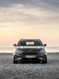 FORD_2019_FOCUS_ST_Wagon_Magnetic_03