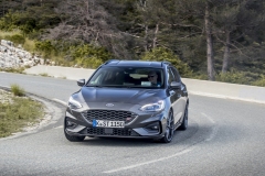 FORD_2019_FOCUS_ST_Wagon_Magnetic_26