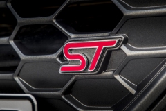 FORD_2019_FOCUS_ST_Wagon_Magnetic_77