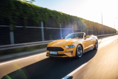 Ford_Mustang_CS_motion-13