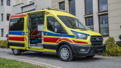 Ford-Transit_ambulans_12