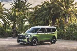 Nowy Ford Tourneo Courier Bursting Green