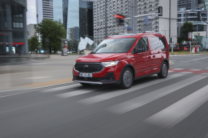 2022 Ford Tourneo Connect - Red
